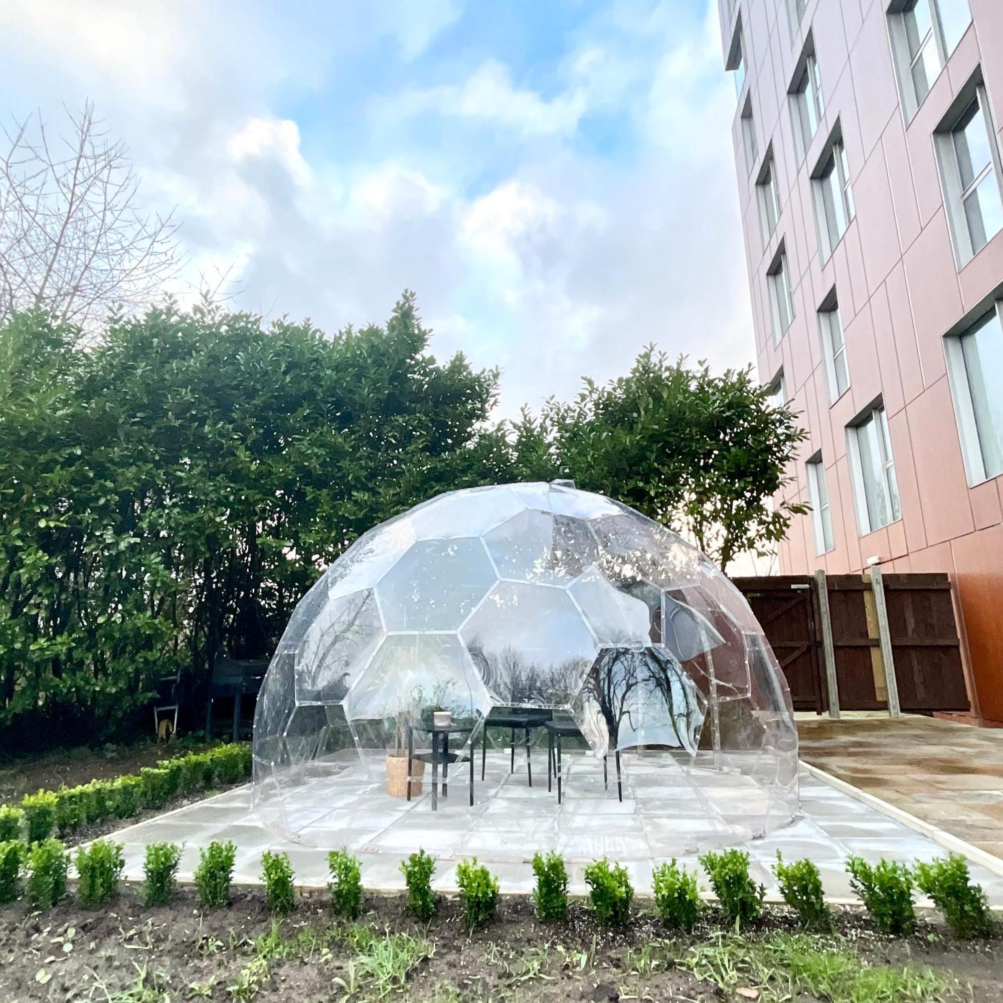 Private Garden Apartment With Geodome Manchester Exteriér fotografie